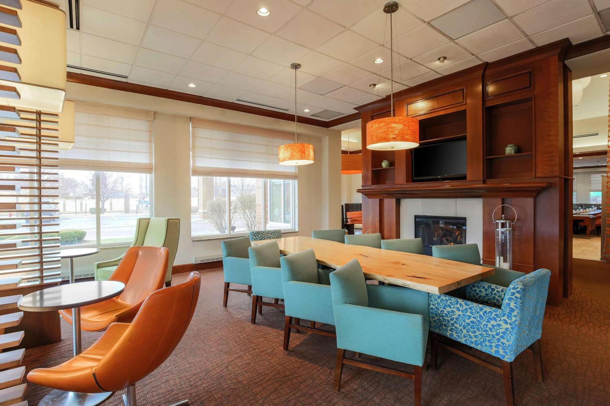 Hilton Garden Inn Chicago/Midway Airport Bedford Park Eksteriør billede